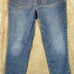 Madewell Women's Straight Leg mid rise skinny crop Blue Jeans